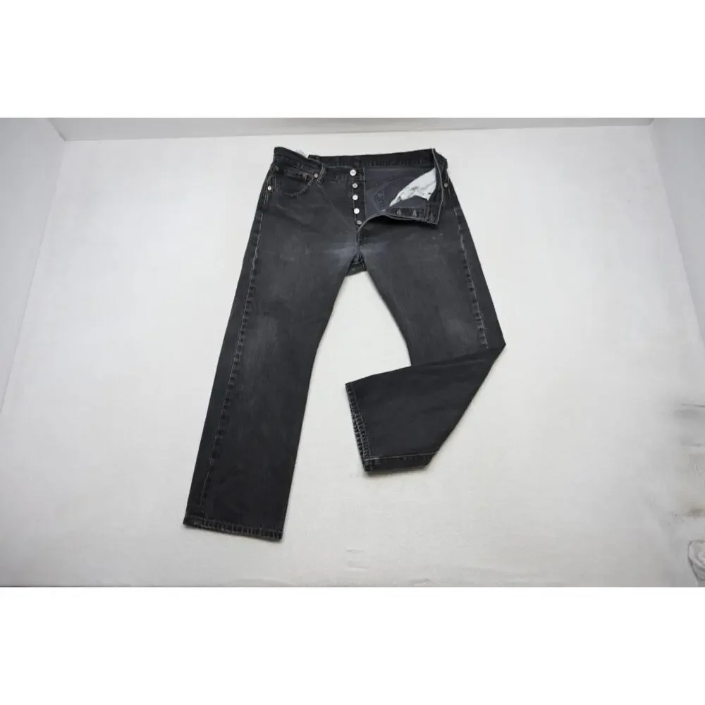 Levis color dark