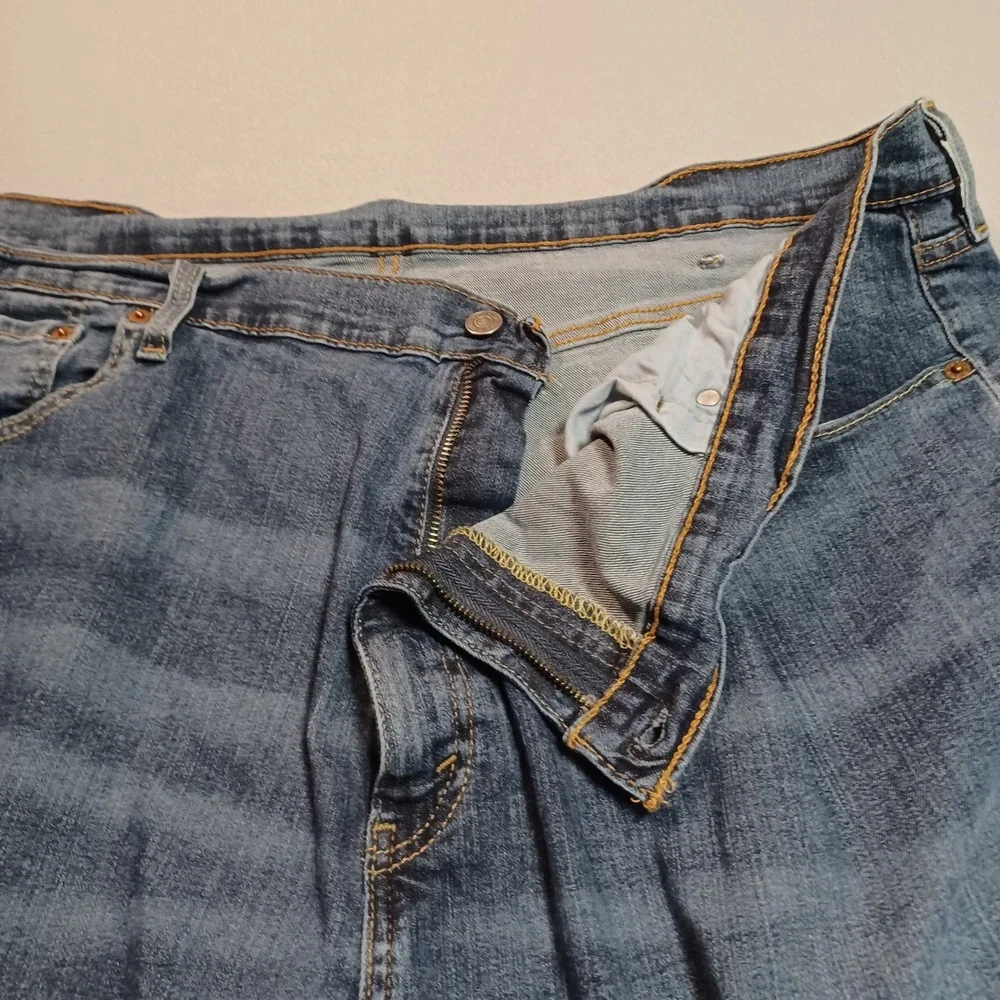 Levis levi 559