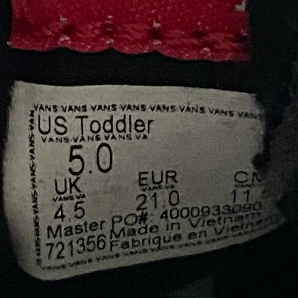 Vans nwt disney’s