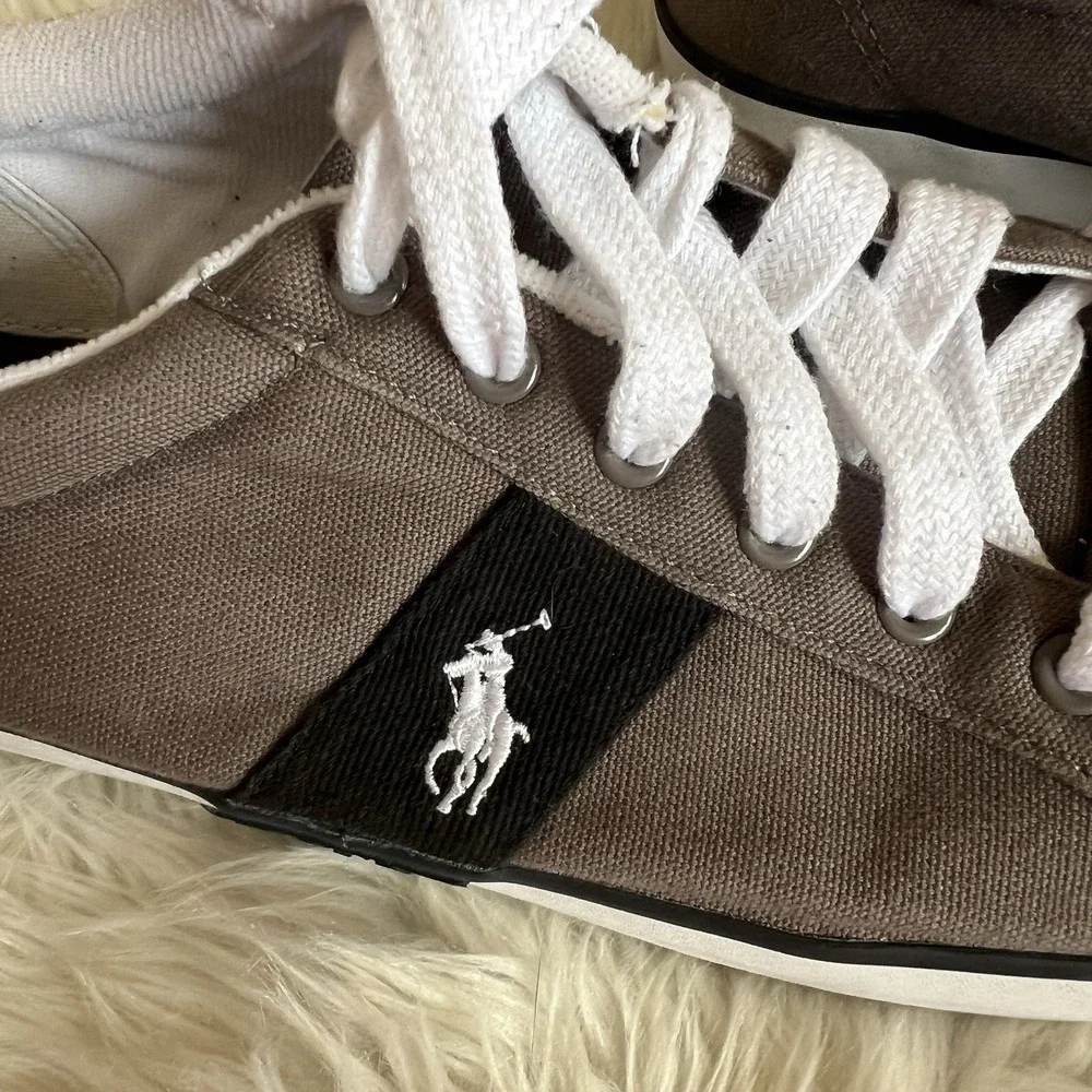 Ralph Lauren gray tip