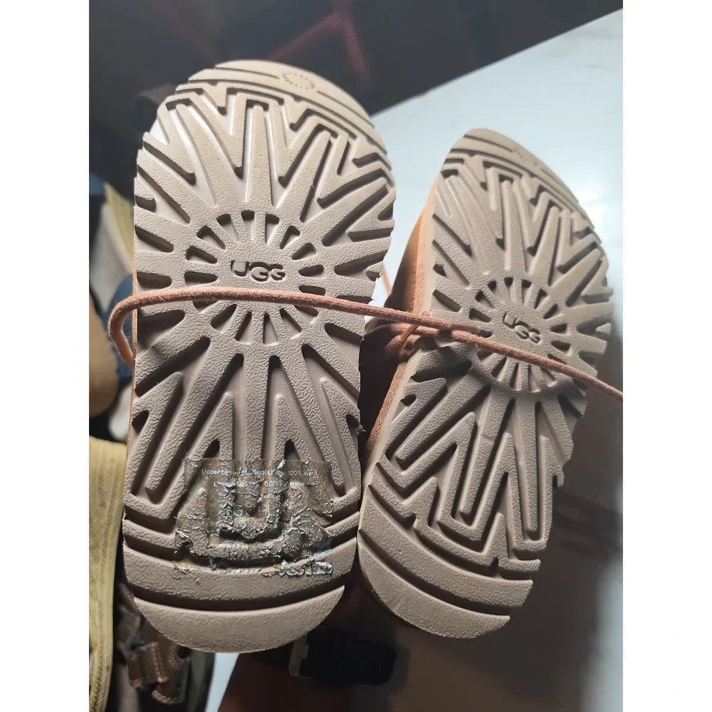 UGG pre owned