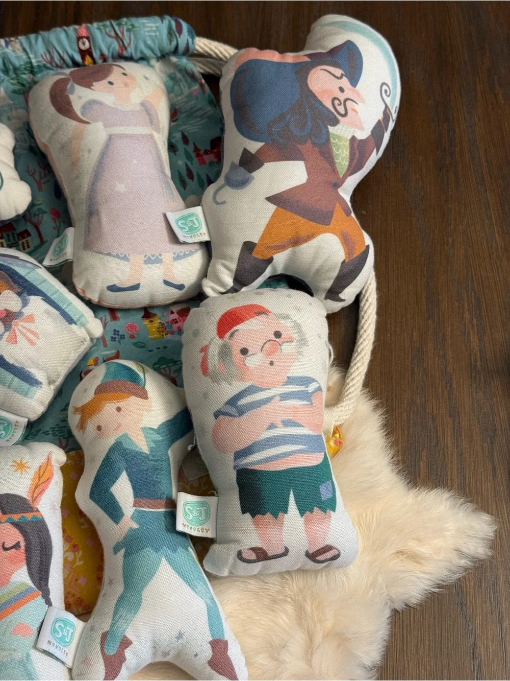 S&J Novelty adorable vintage