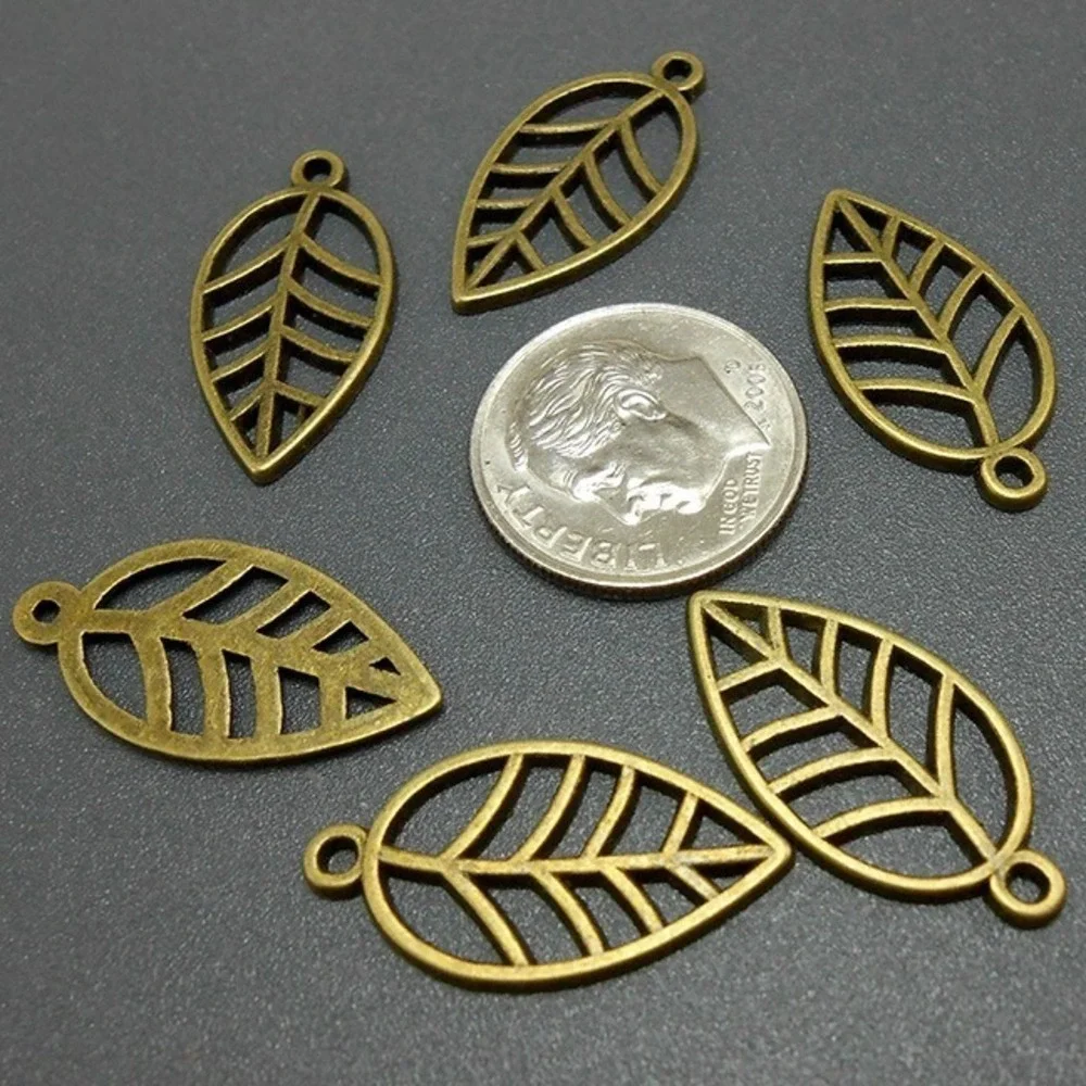 The Unbranded Brand 10 leaf