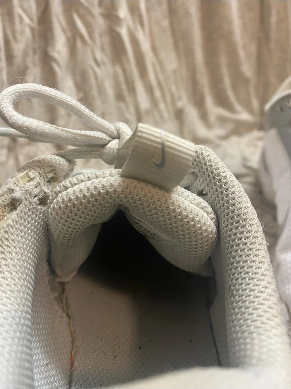 Nike lightweight sneakers