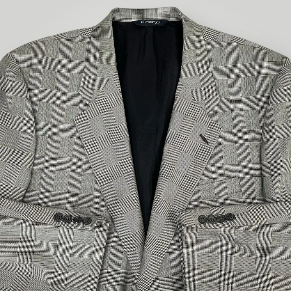 VTG Burberrys Sport Coat Mens Size 42 R Black White Plaid Window‎ Pane Wool USA
