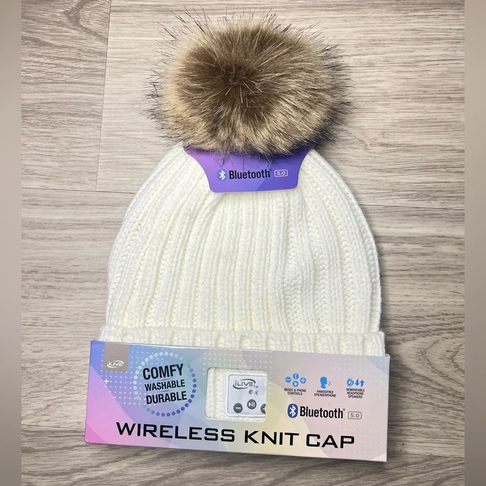 iLive Y2k Streetwear Beanie Wireless Bluetooth Knit Cap Pom-Pom Cap New