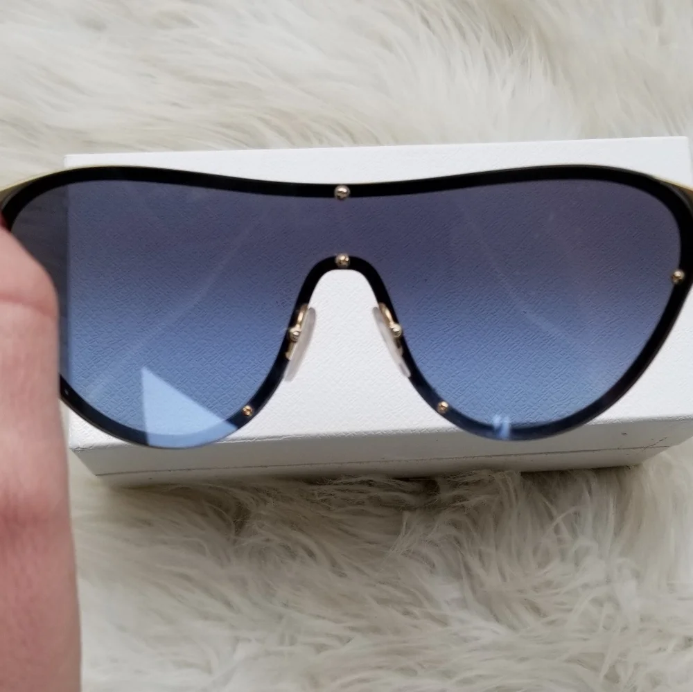 Prada authentic pr72vs