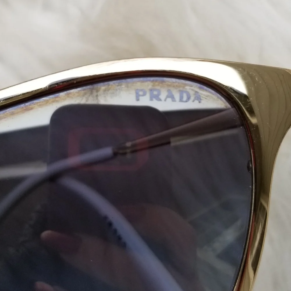 Prada authentic pr72vs