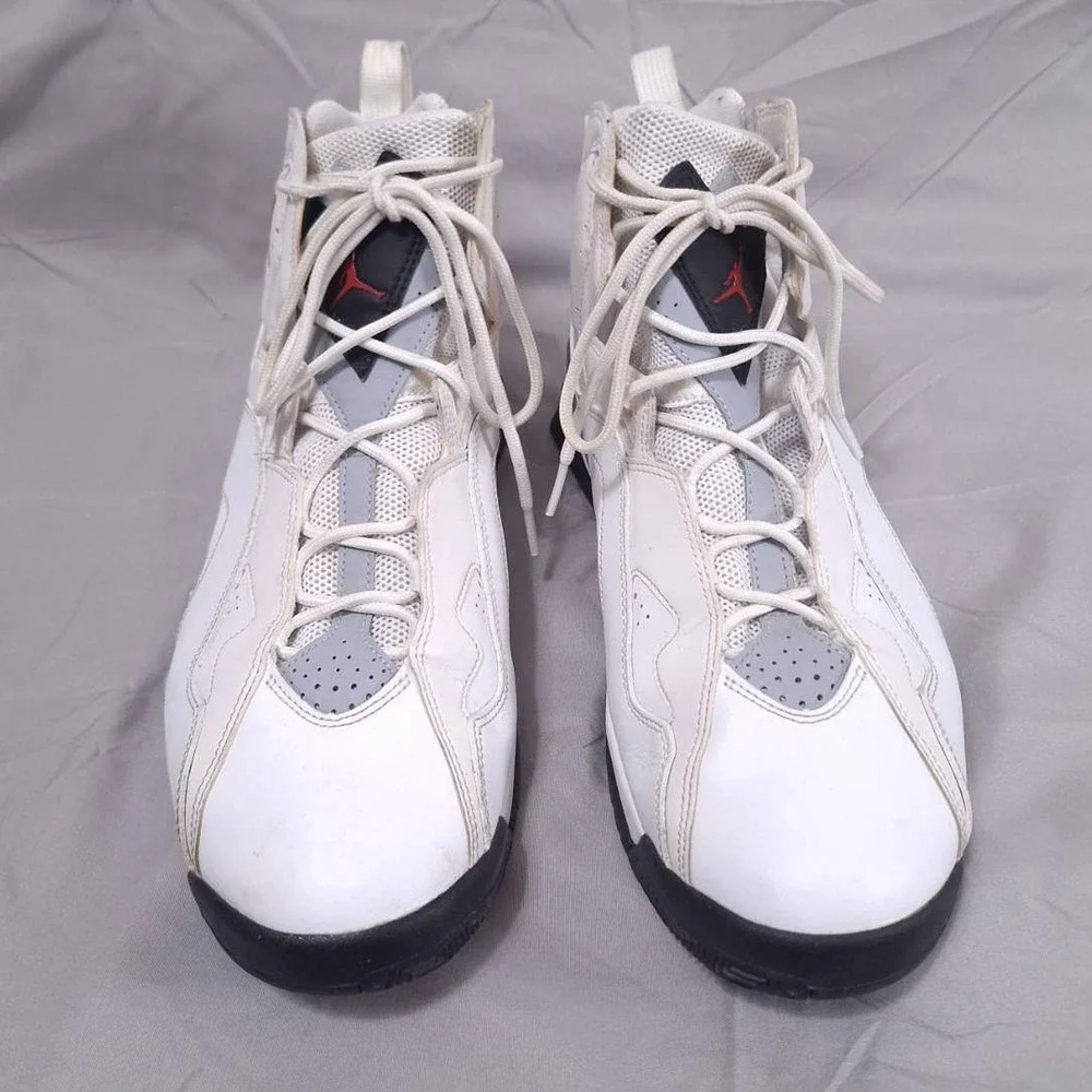 Jordan nike true