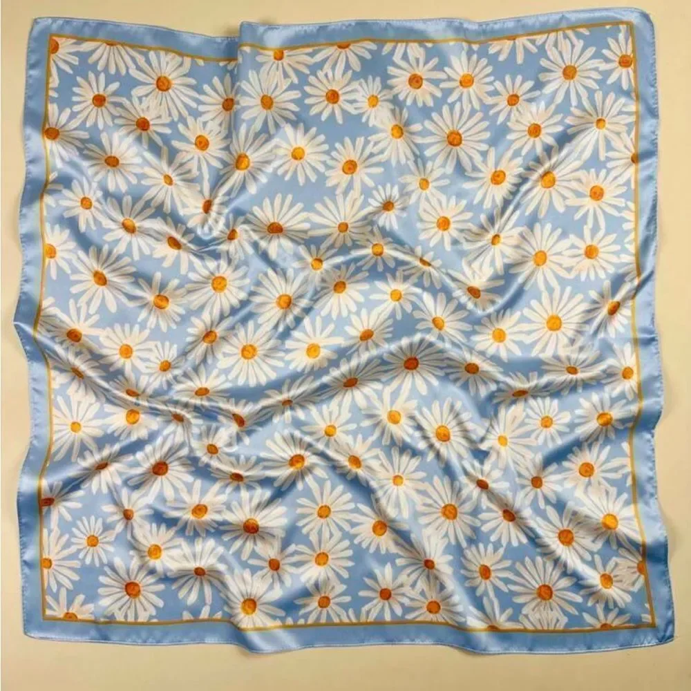 Daisy Scarf P6