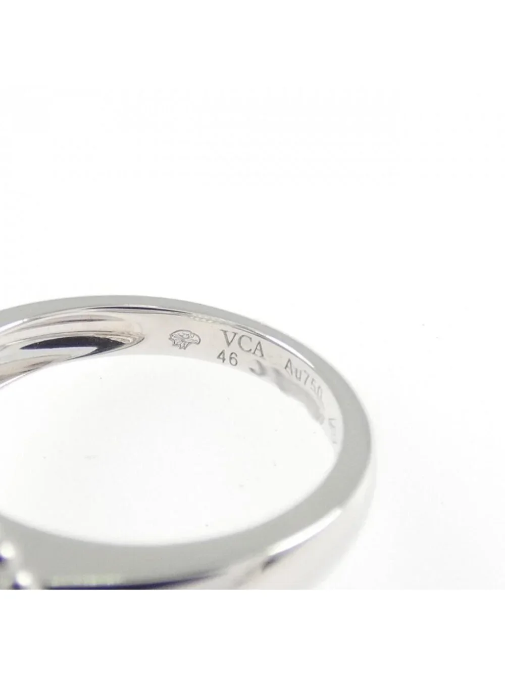 Van Cleef & Arpels item code