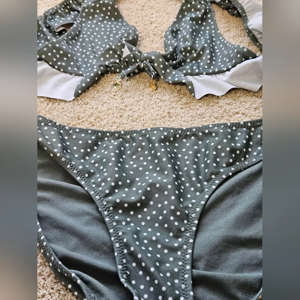 H&M two swimming