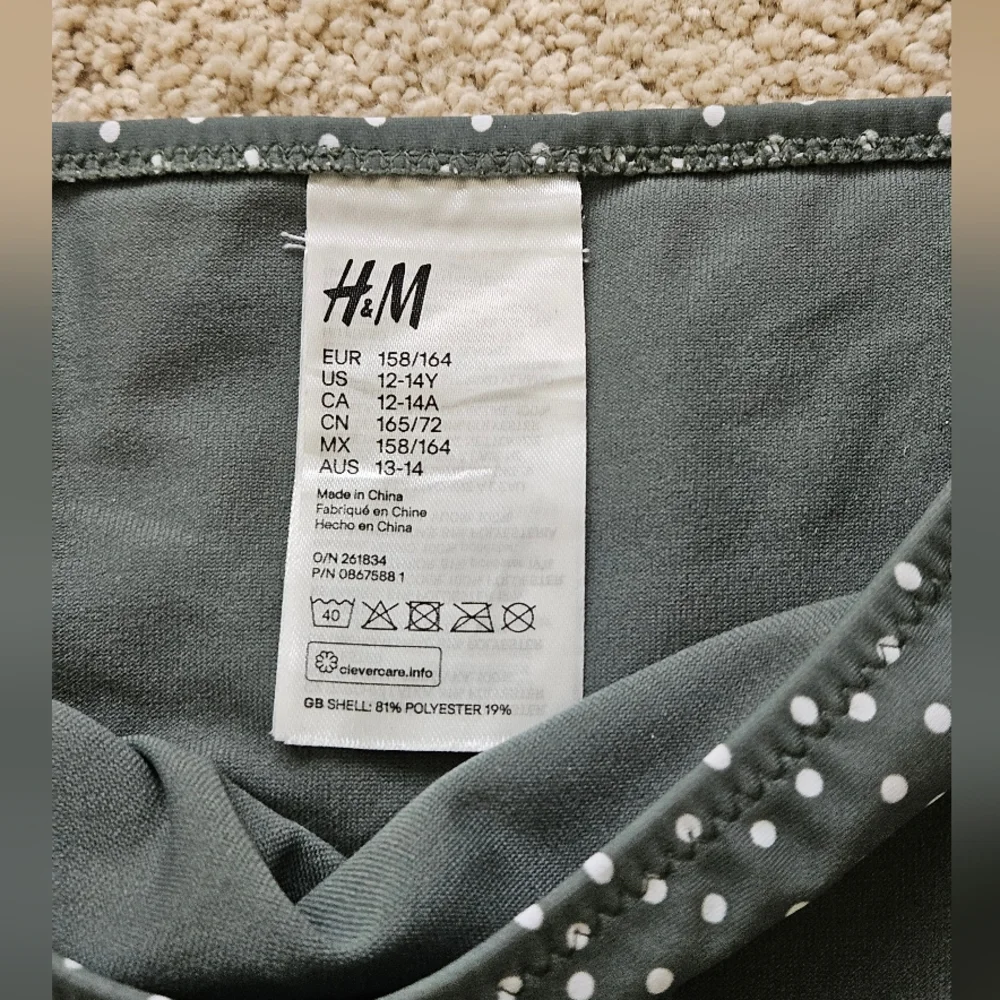 H&M two swimming