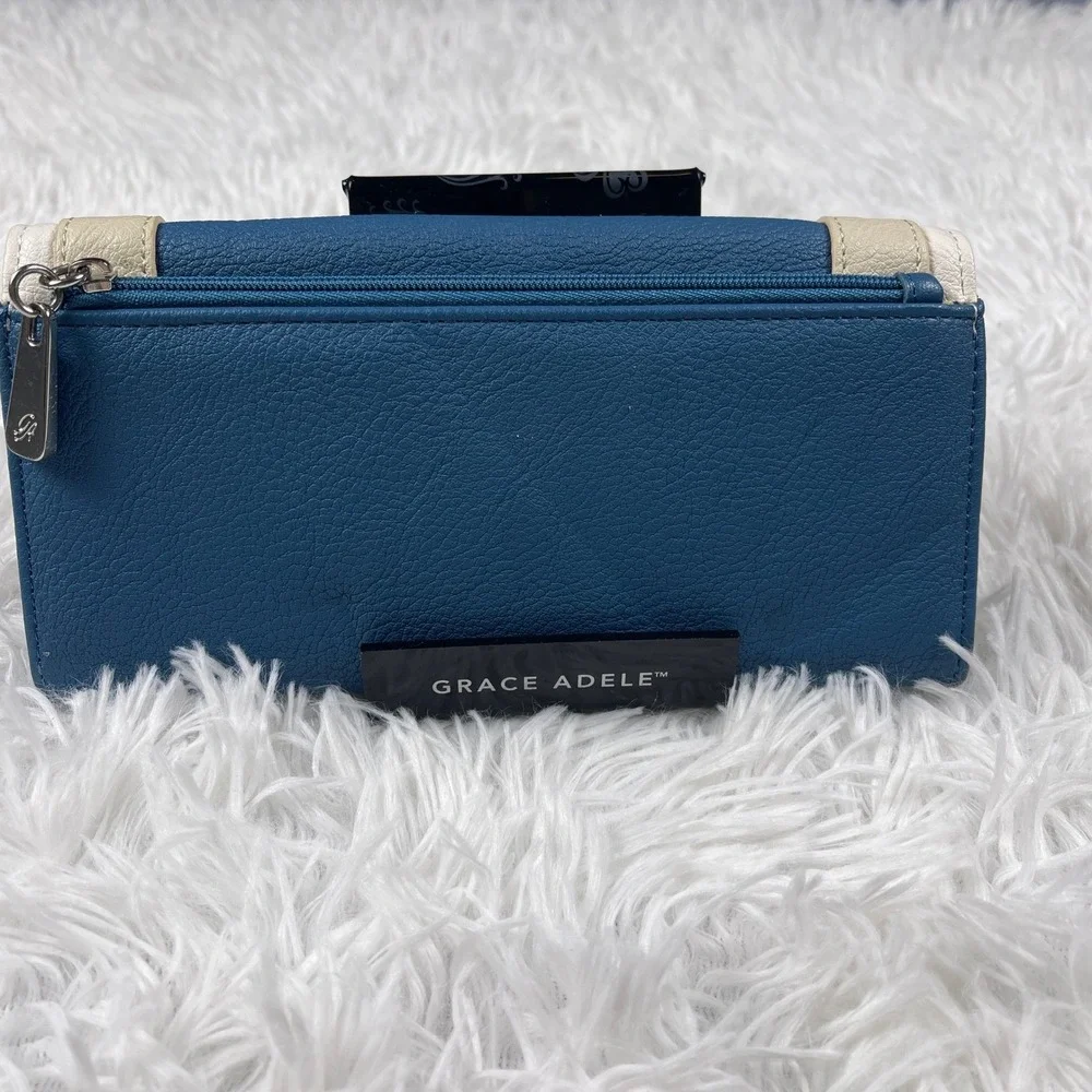 Grace Adele wallet features