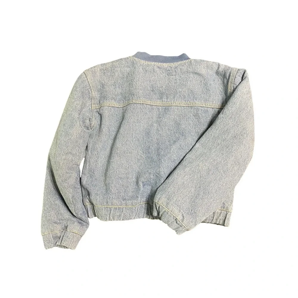 Max Studio easy collar