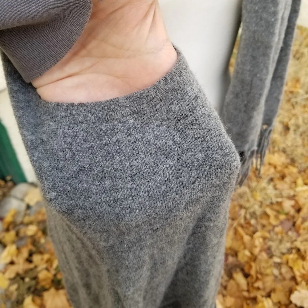 N/A long gray