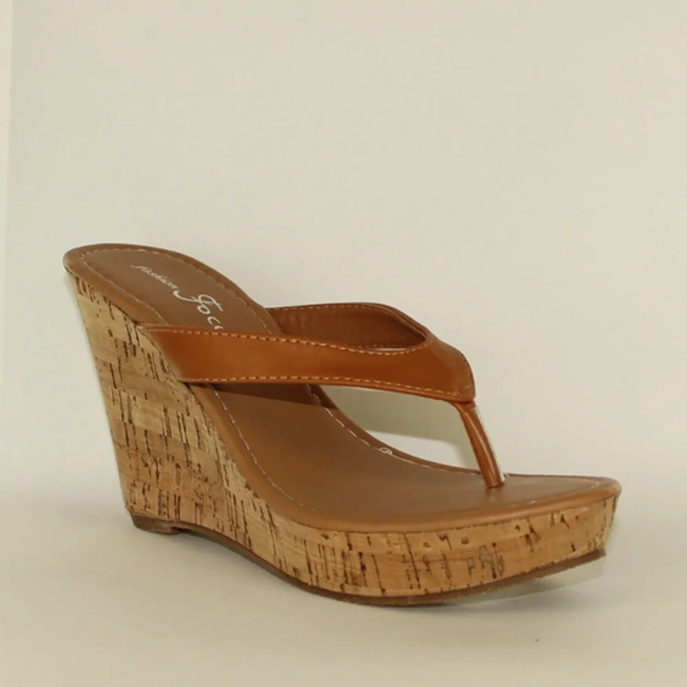 Fashion Focus focus tan