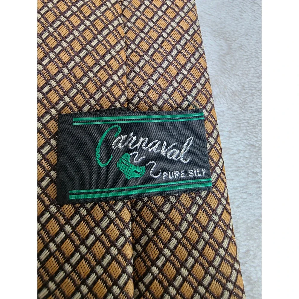 Carnaval necktie crafted