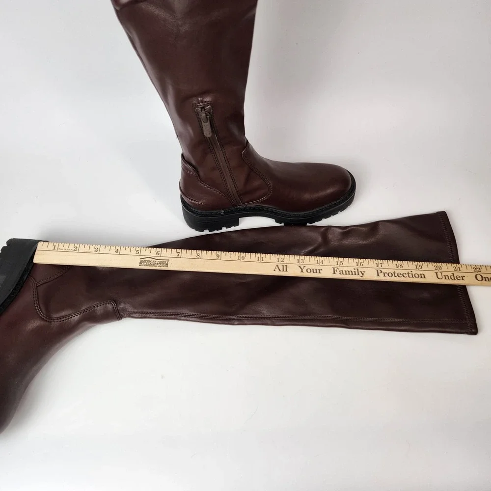 Franco Sarto command attention