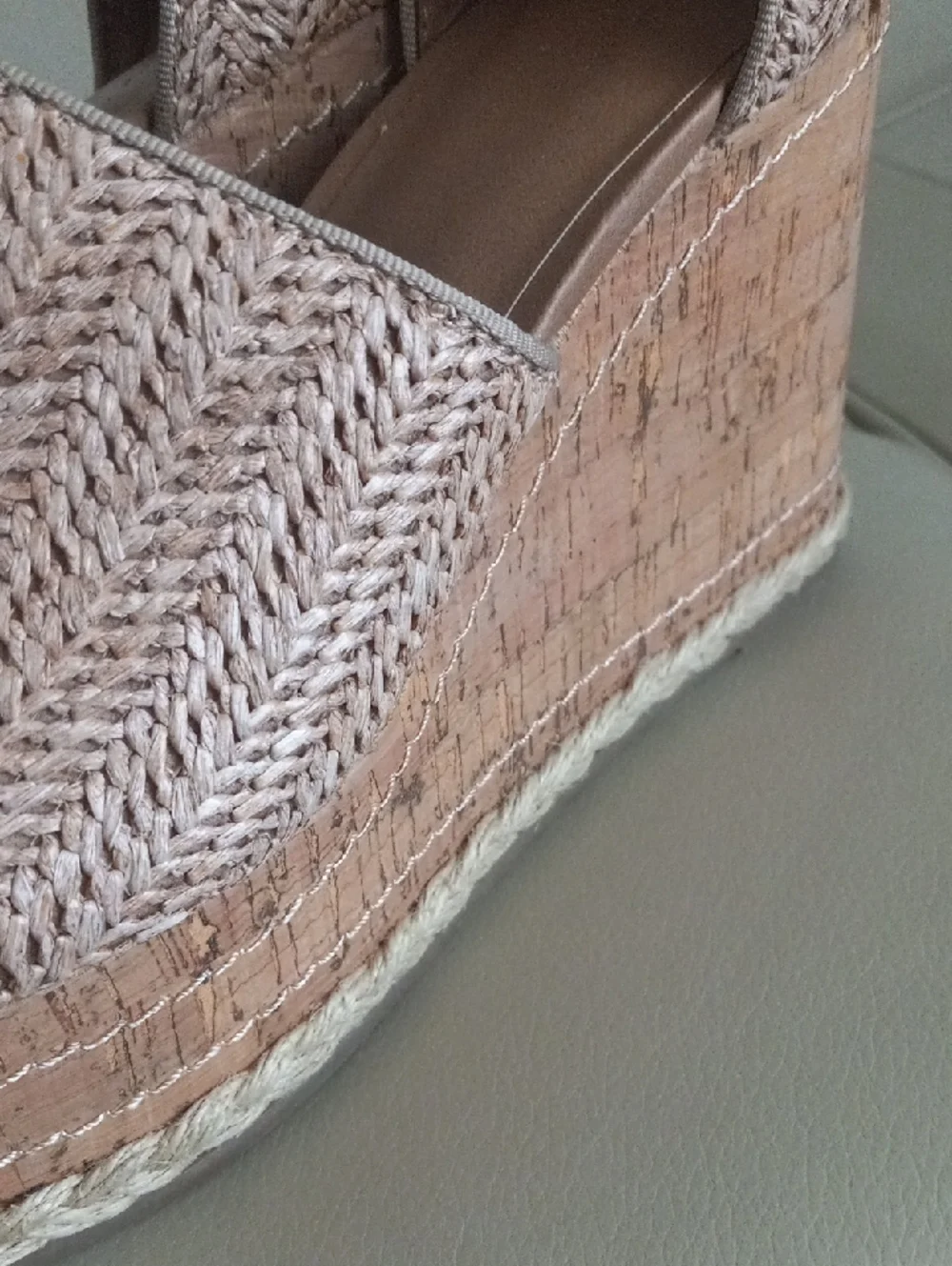 Universal Thread braided fabric