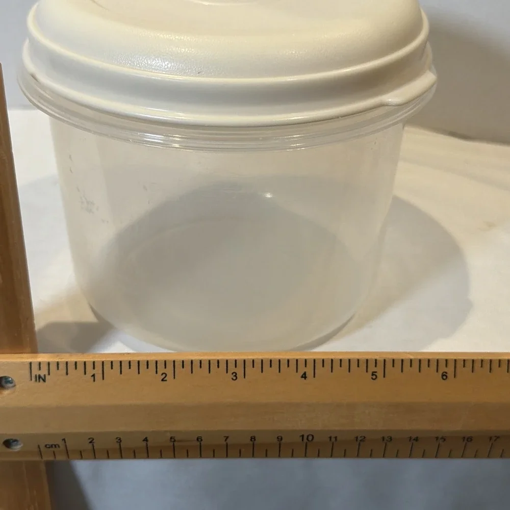 Rubbermaid pre securely color