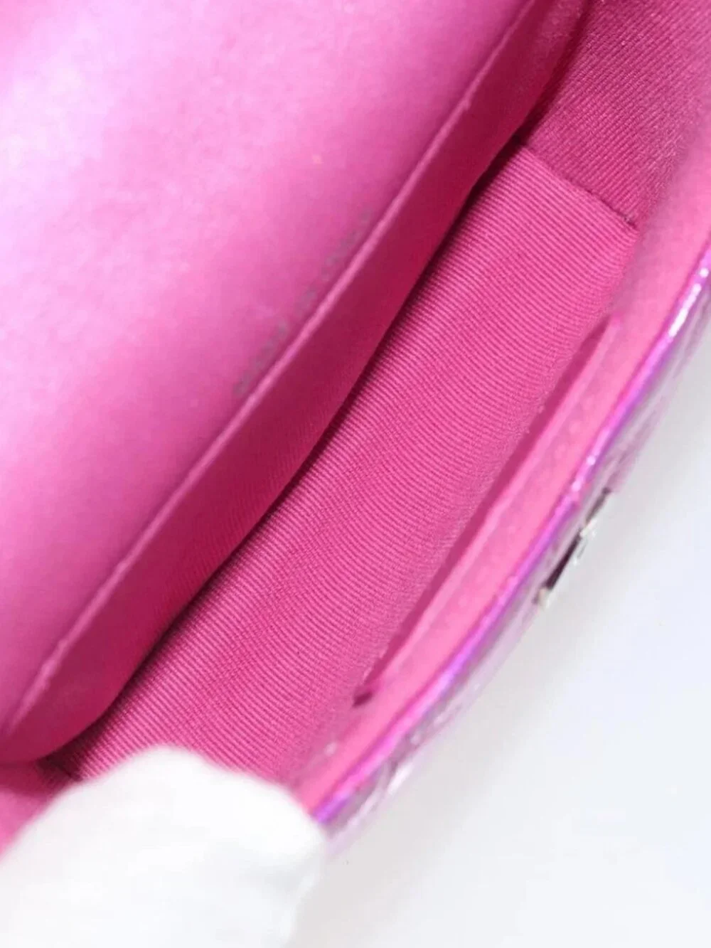 CHANEL brand	chanel color	pink