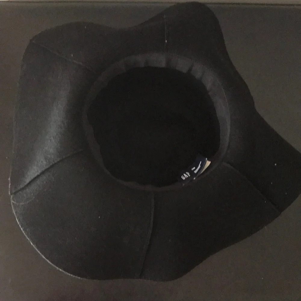 Gap Black Vintage 90’s Wool Hat Small/Medium wide brim