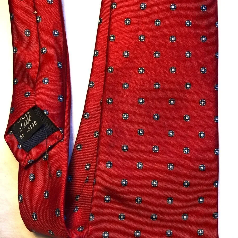 Vintage Geoffrey Beene Mens tie 100% Silk Red/Blue