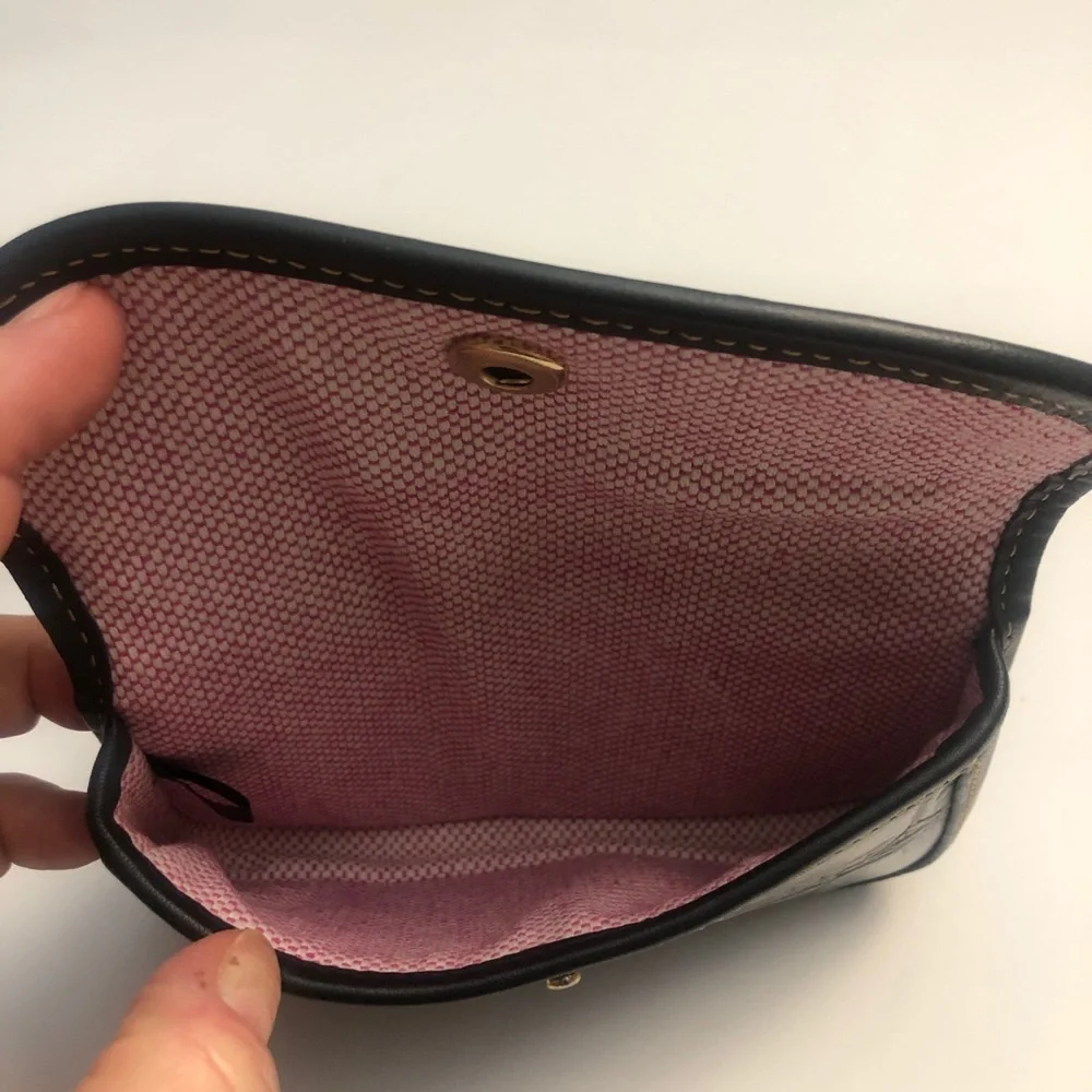 Dooney & Bourke brand  dooney