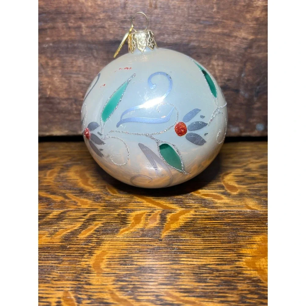 Demdaco glass ball