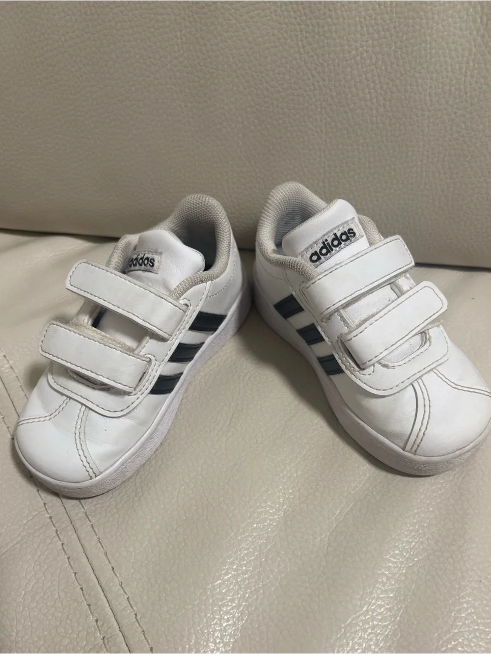 adidas toddler sneakers