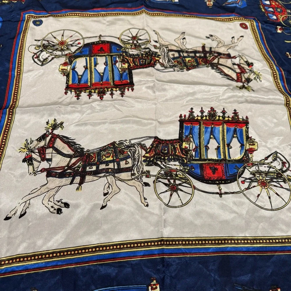 Horse and Carriage Print square Scarf
