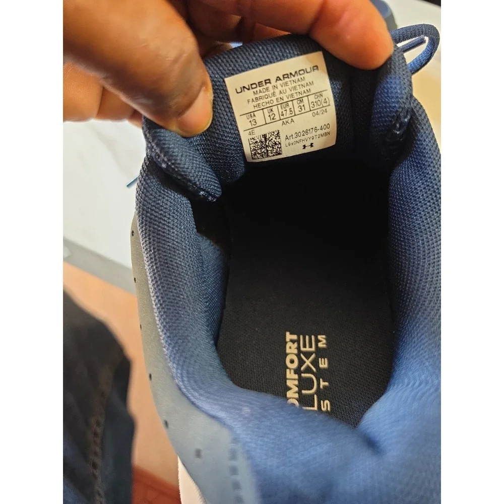 Under Armour men shoes