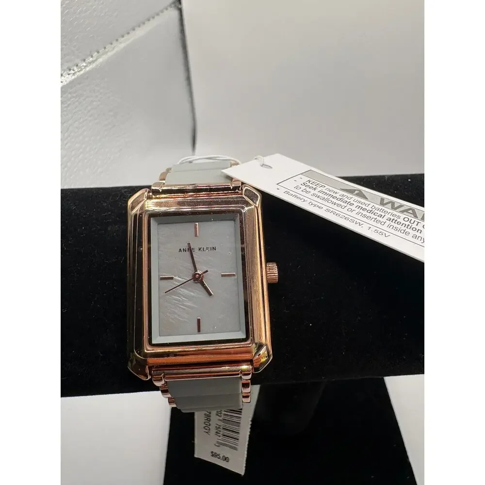 Anne Klein anne klein