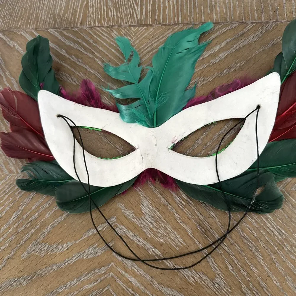 Lot of 3 Feather Masks Mardi Gras Carnival Masquerade‎ Ball Costume Accessory