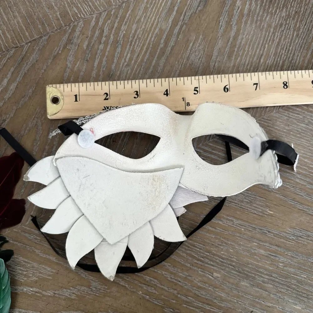Lot of 3 Feather Masks Mardi Gras Carnival Masquerade‎ Ball Costume Accessory