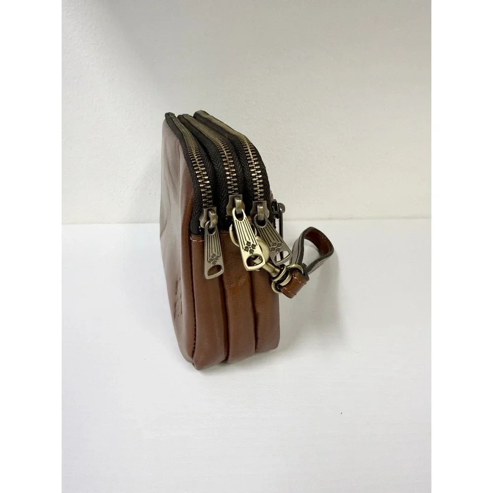 Patricia Nash excellent wristlet
