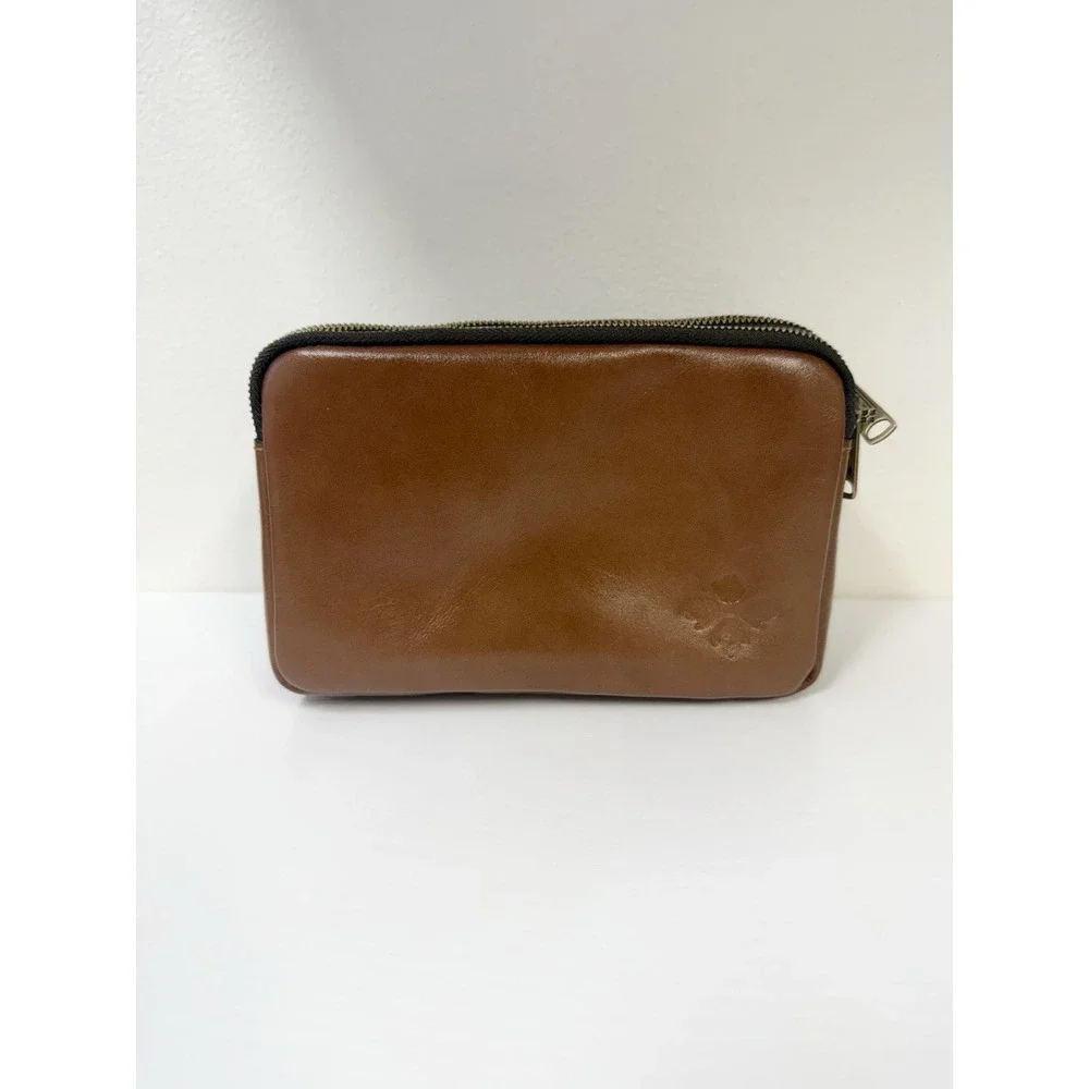 Patricia Nash excellent wristlet