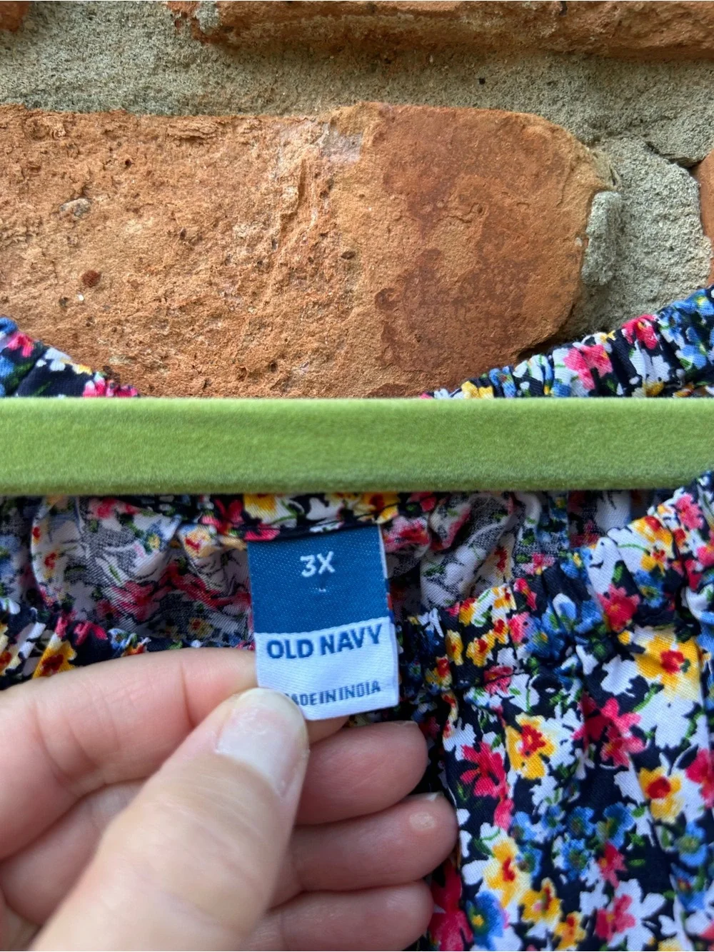 Old Navy flowy women