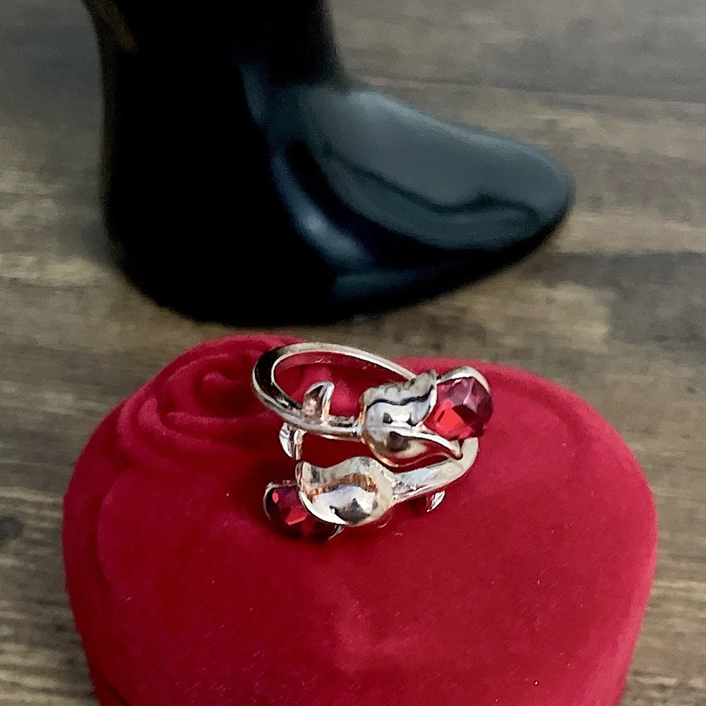 Adjustable Rose Ring