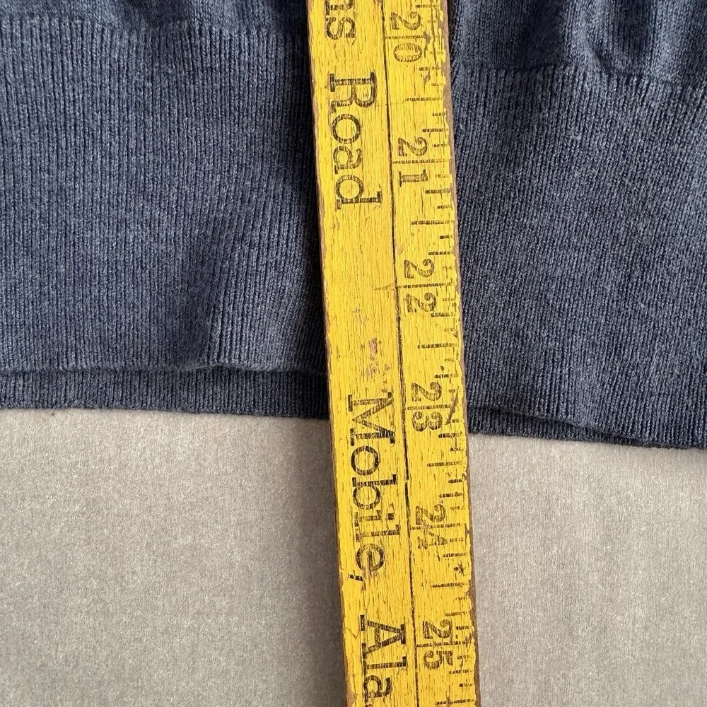 Banana Republic Luxury Blend‎ Men's Medium Silk Blend Blue Sweater V-Neck