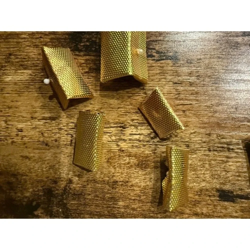 N/A gold textured