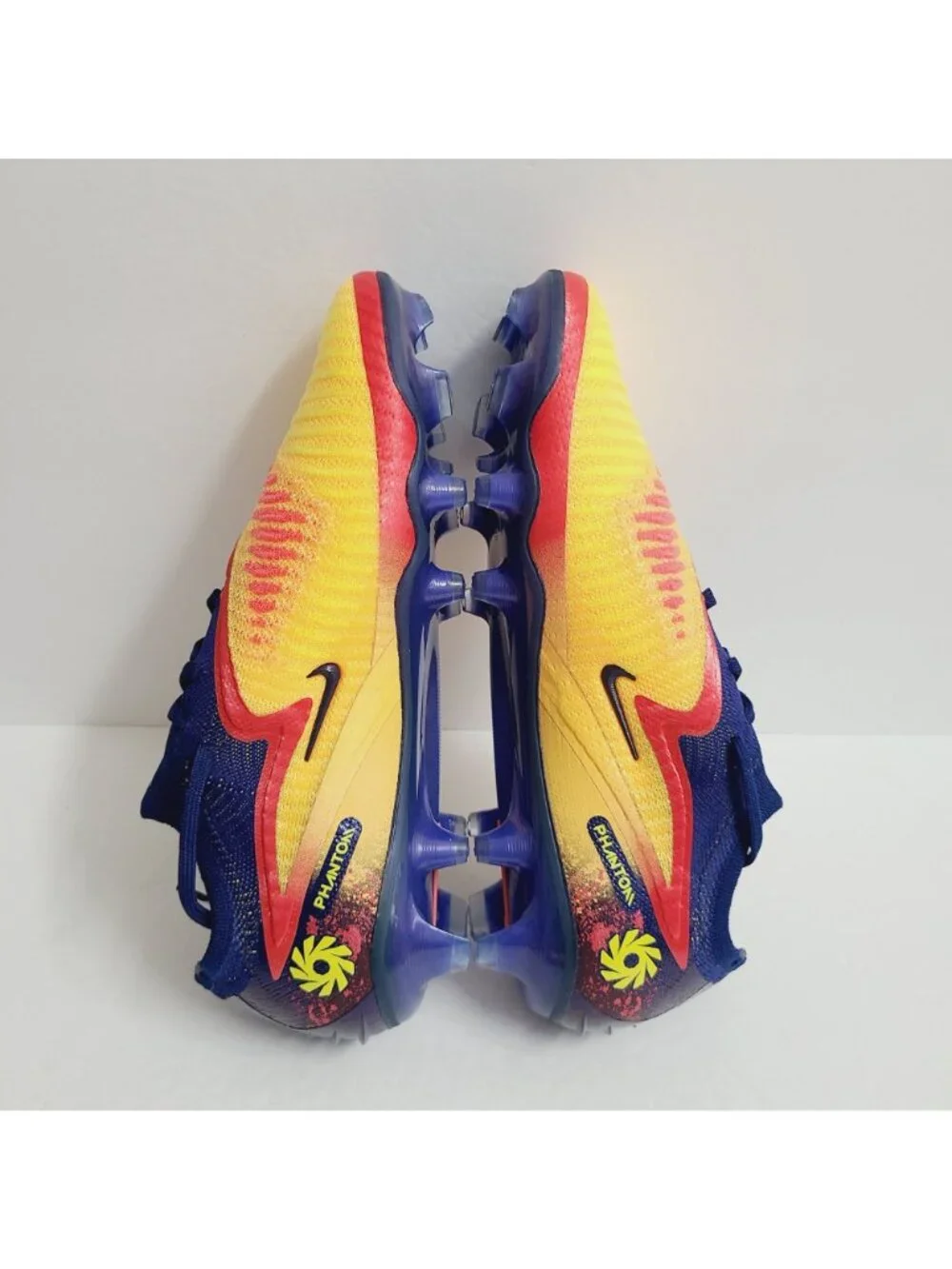 Nike phantom low