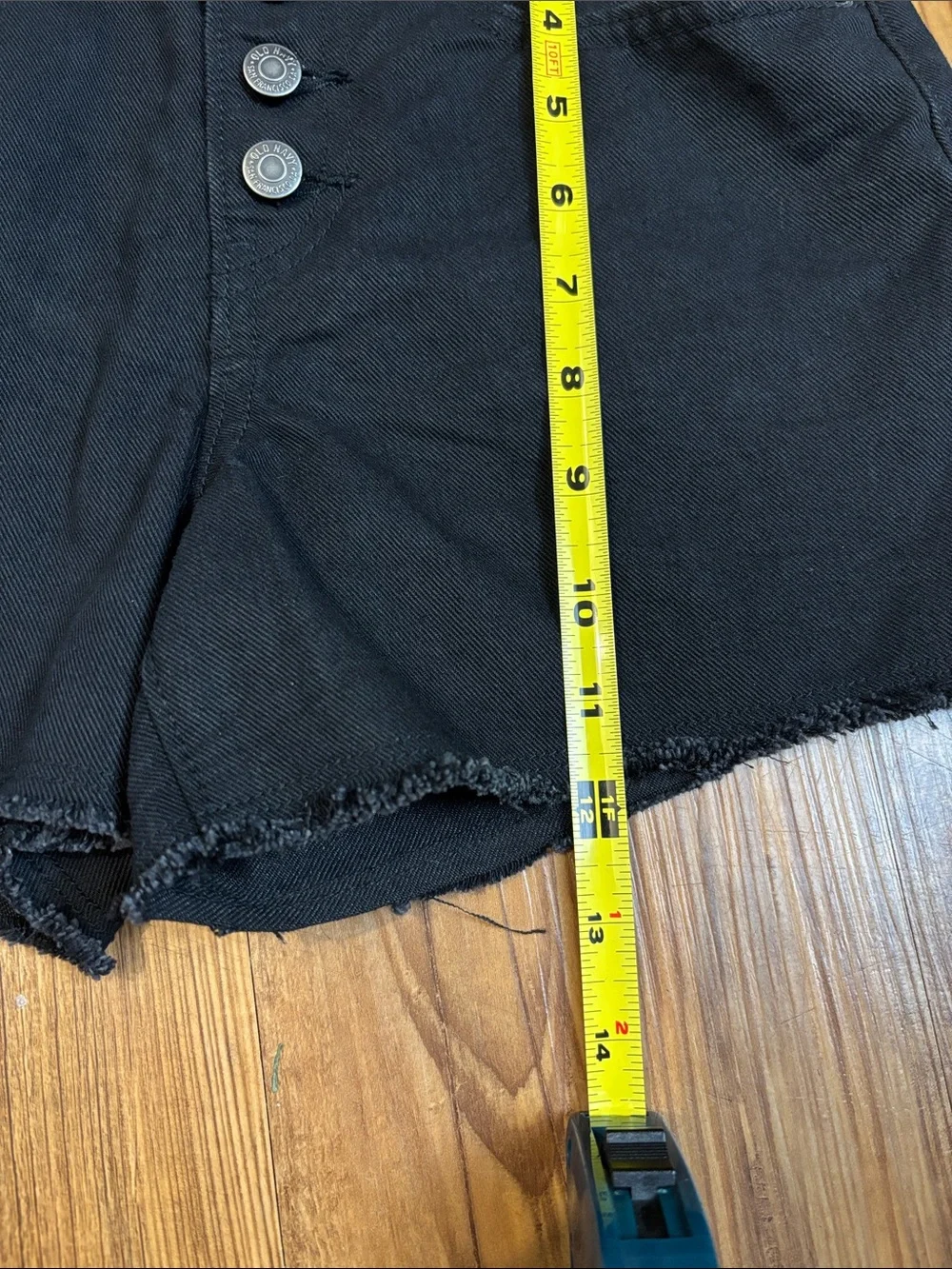 Old Navy shorts from rise