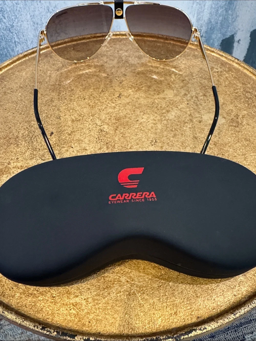Carrera gradient lenses subtle