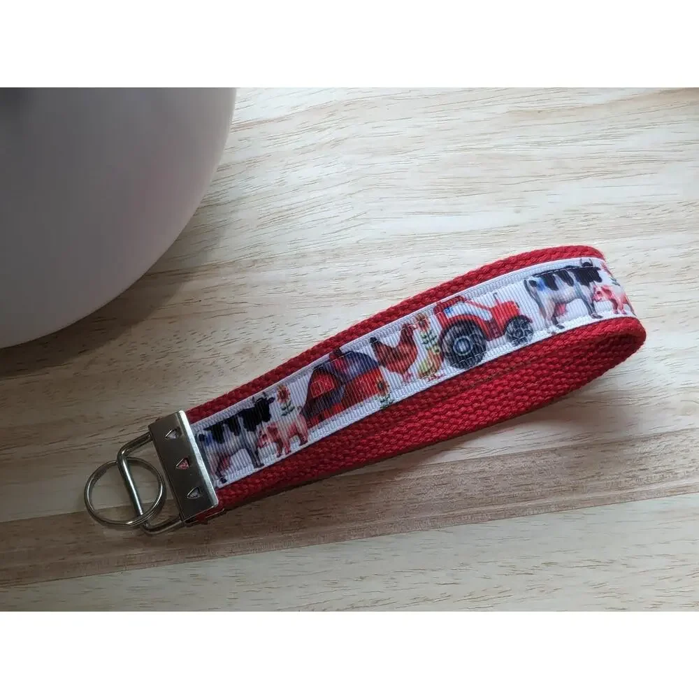 Farm Keychain Wristlet‎ Handmade Fabric Key FOB Cow Chicken Tractor Barn Farmer