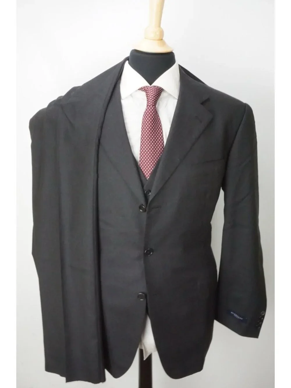 Burberry approximate measurements