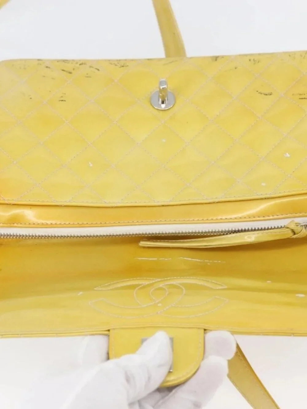 CHANEL Matelasse Backpack Patent leather Yellow Silver CC Auth 89374