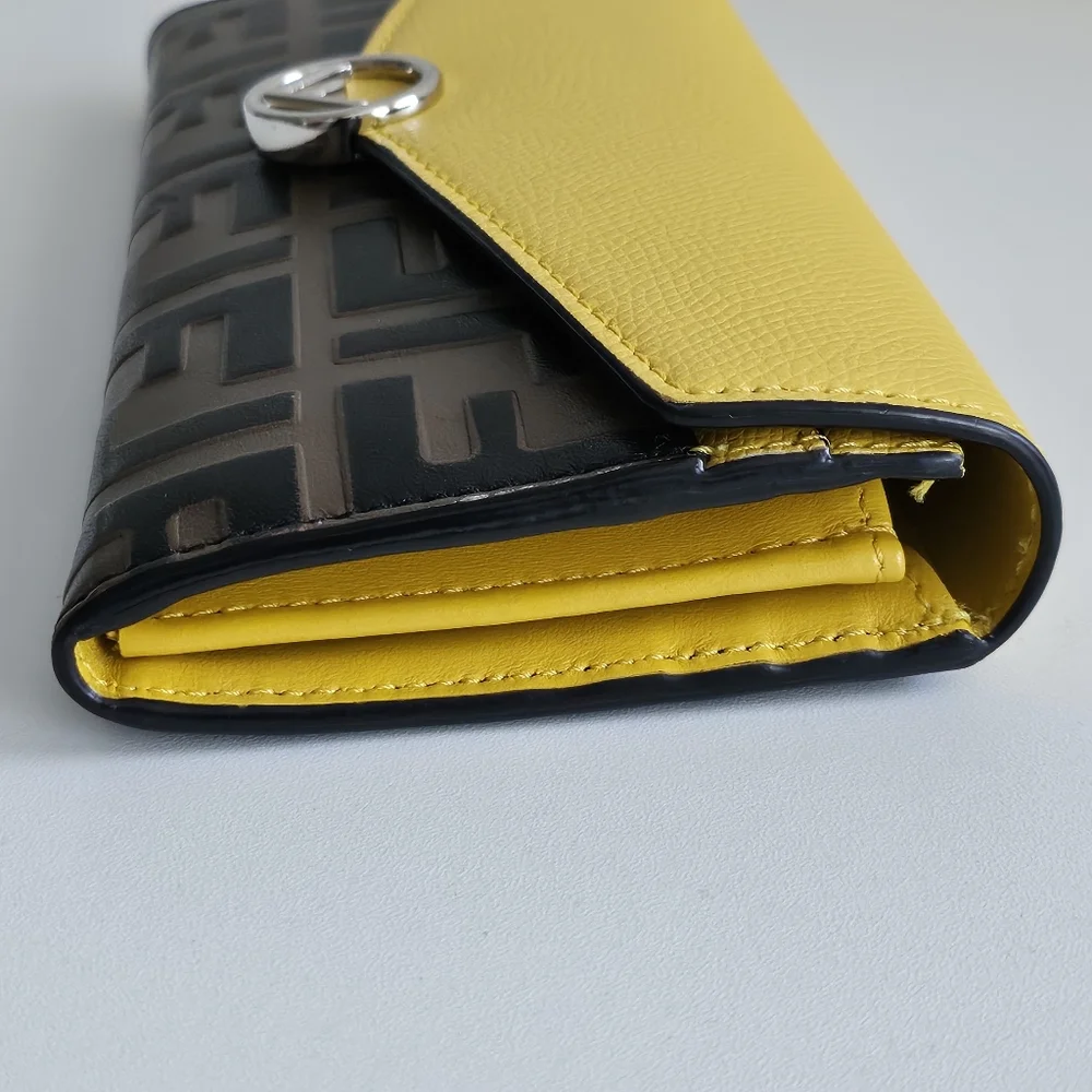Fendi authentic pre