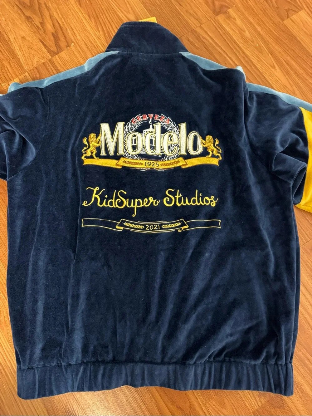 ModelCo soft navy included